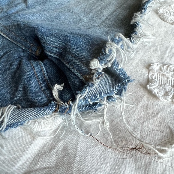 Madewell the perfect jean short - Picture 3 of 10